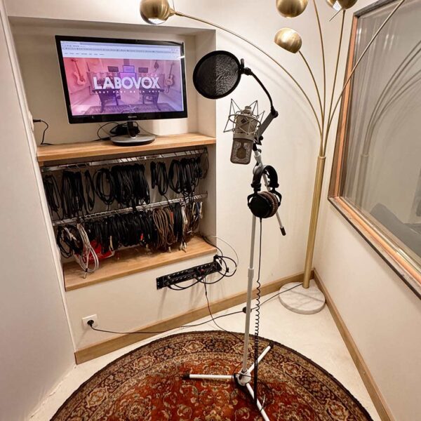 Cabine-Mic-Ecran Cabine-Mic-Ecran